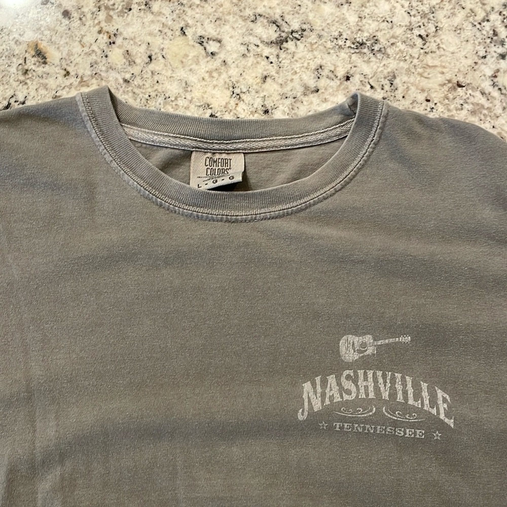 Grey Nashville Tennessee Comfort Color tee shirt - size Large